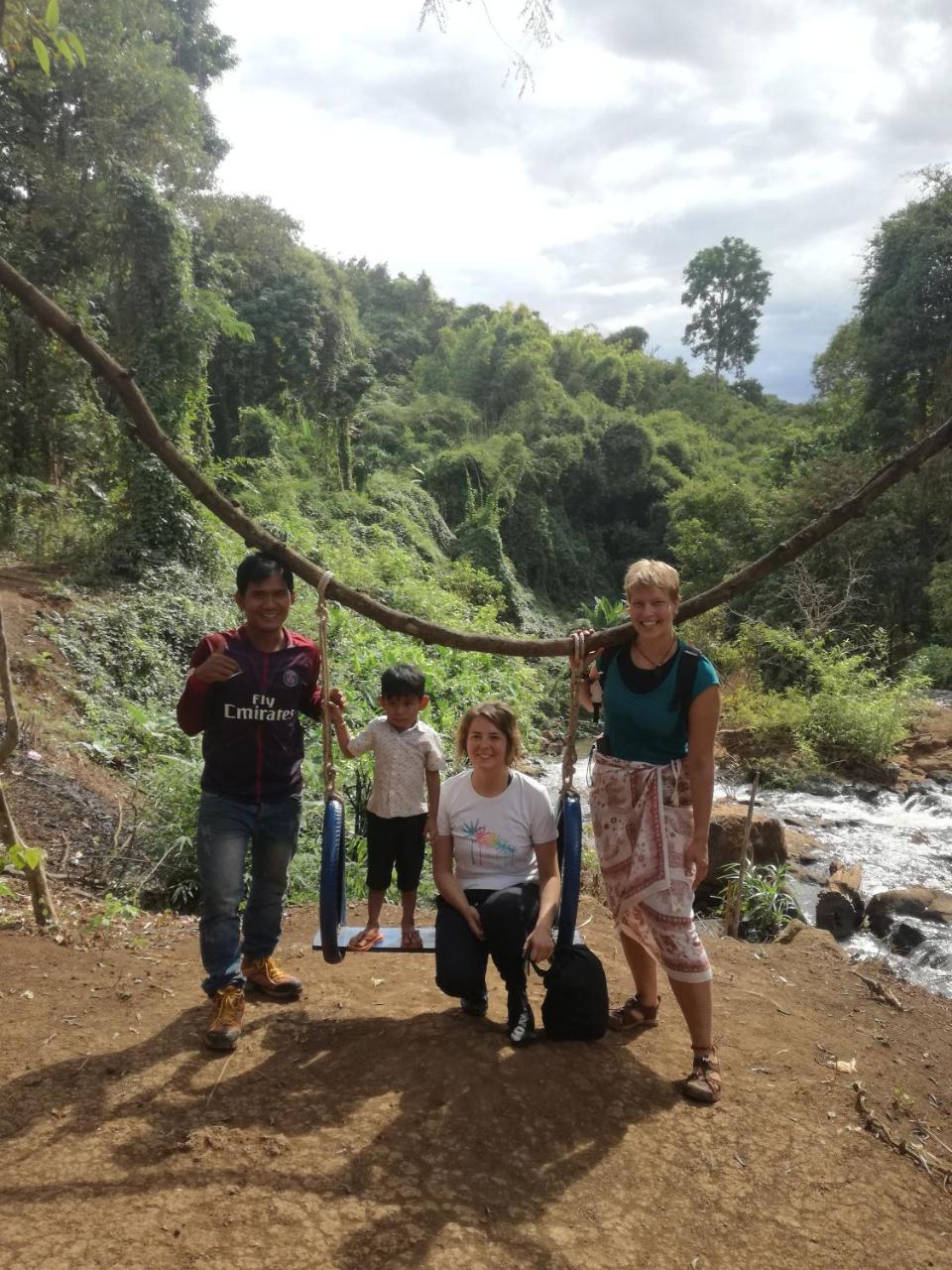 Bee Bee's And Trekking